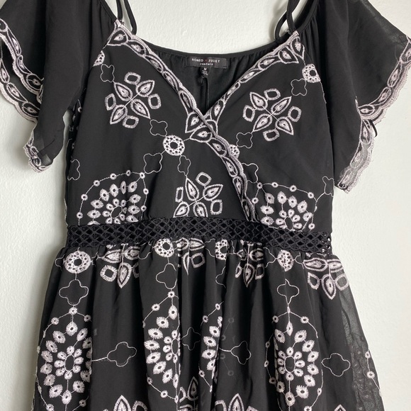 NWT Romeo & Juliet Black & White Eyelet Dress - Picture 3 of 10